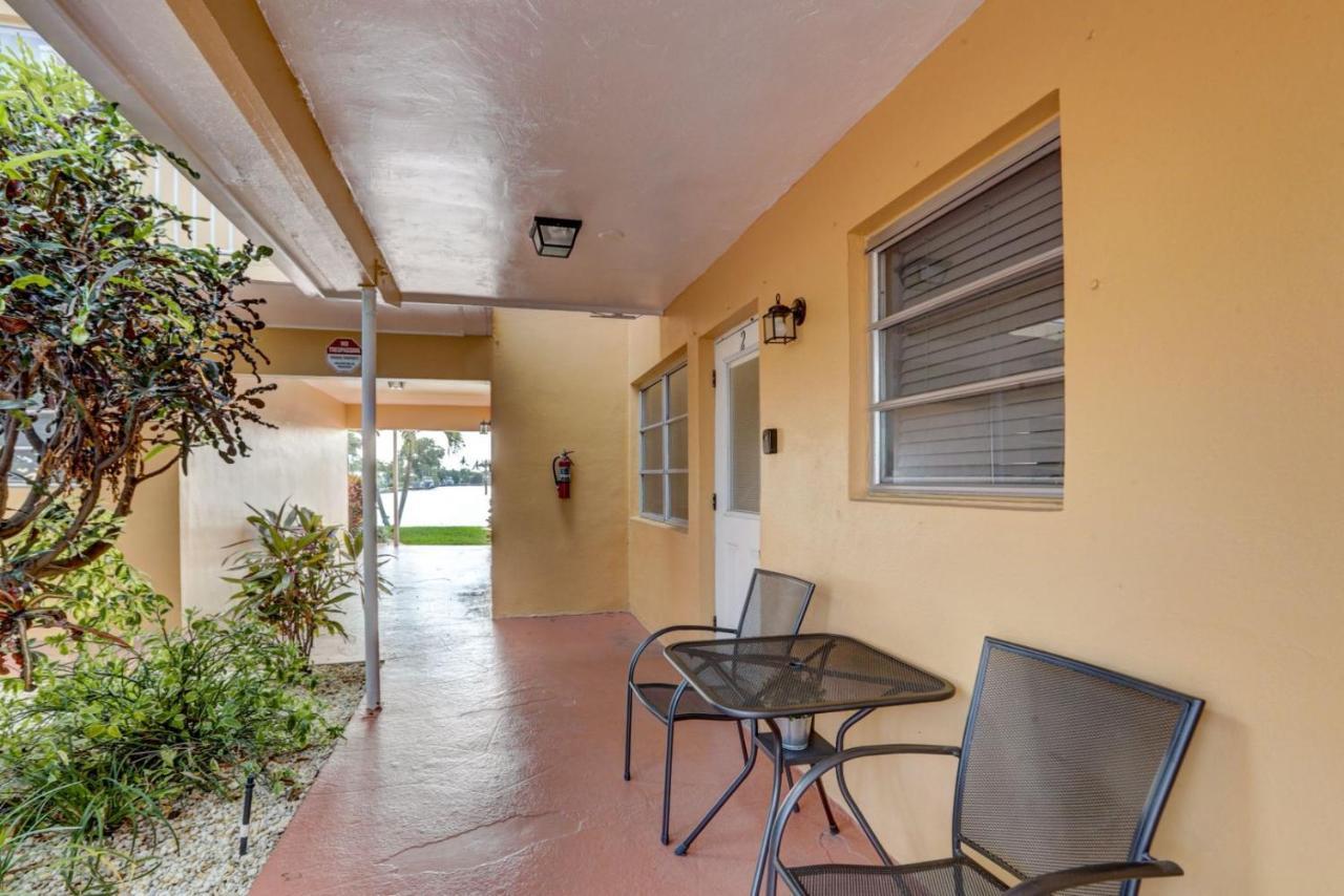 Aloha Escape Pompano Beach Apartment Exterior foto